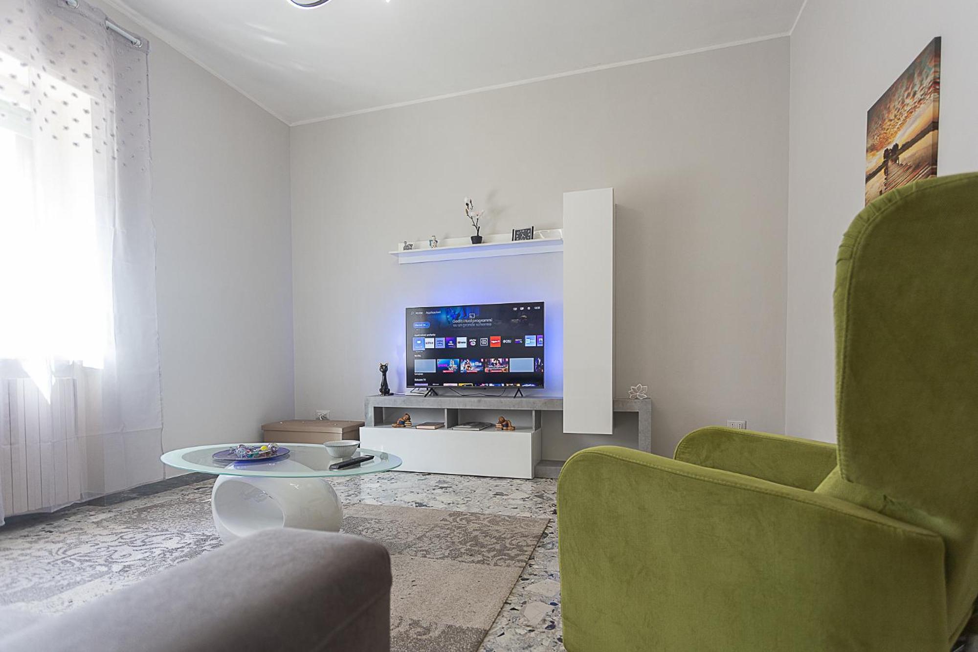 Leo's House Smart Tv & Wi-fi Homestay